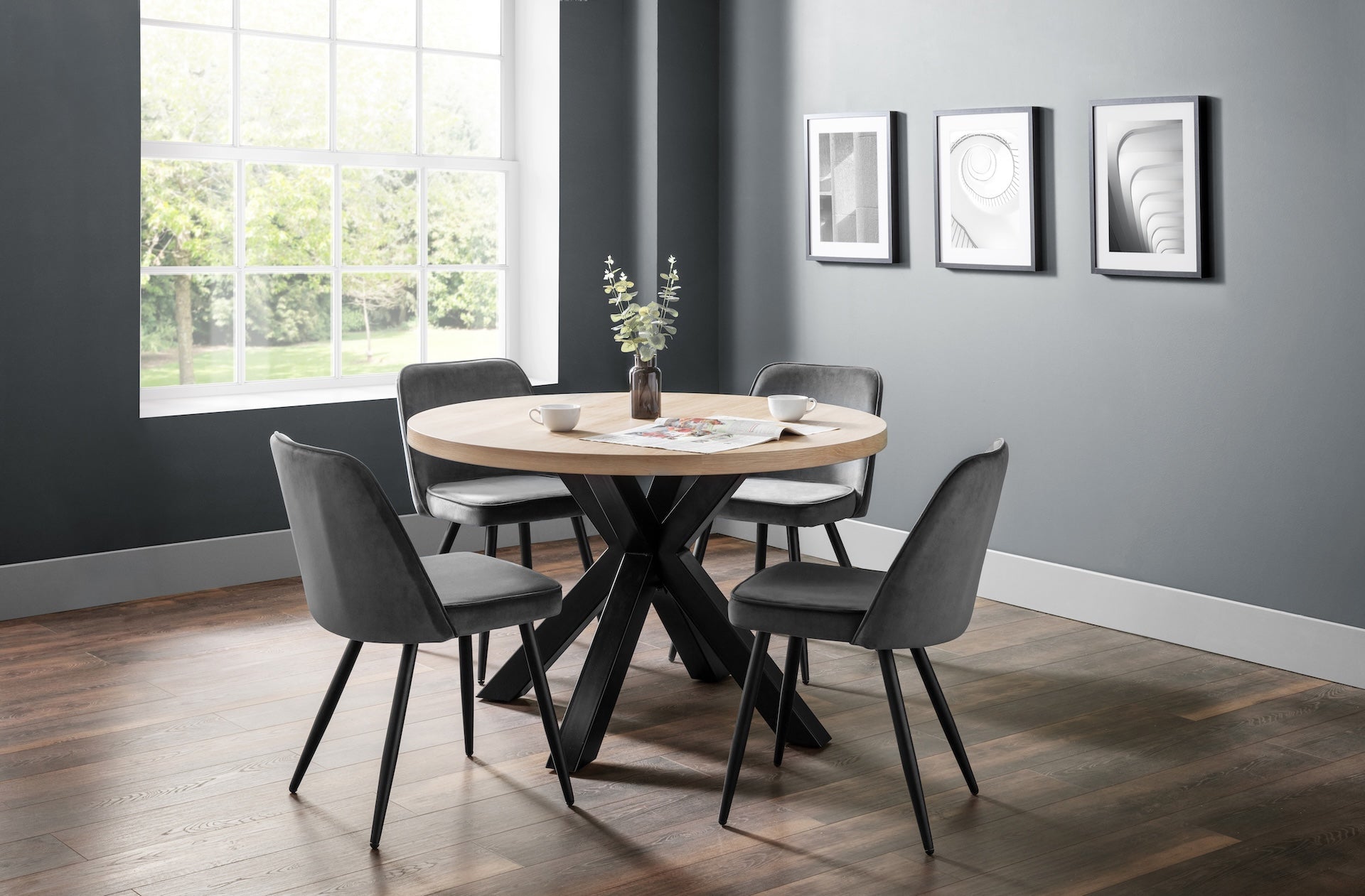 Berwick Round Dining Table