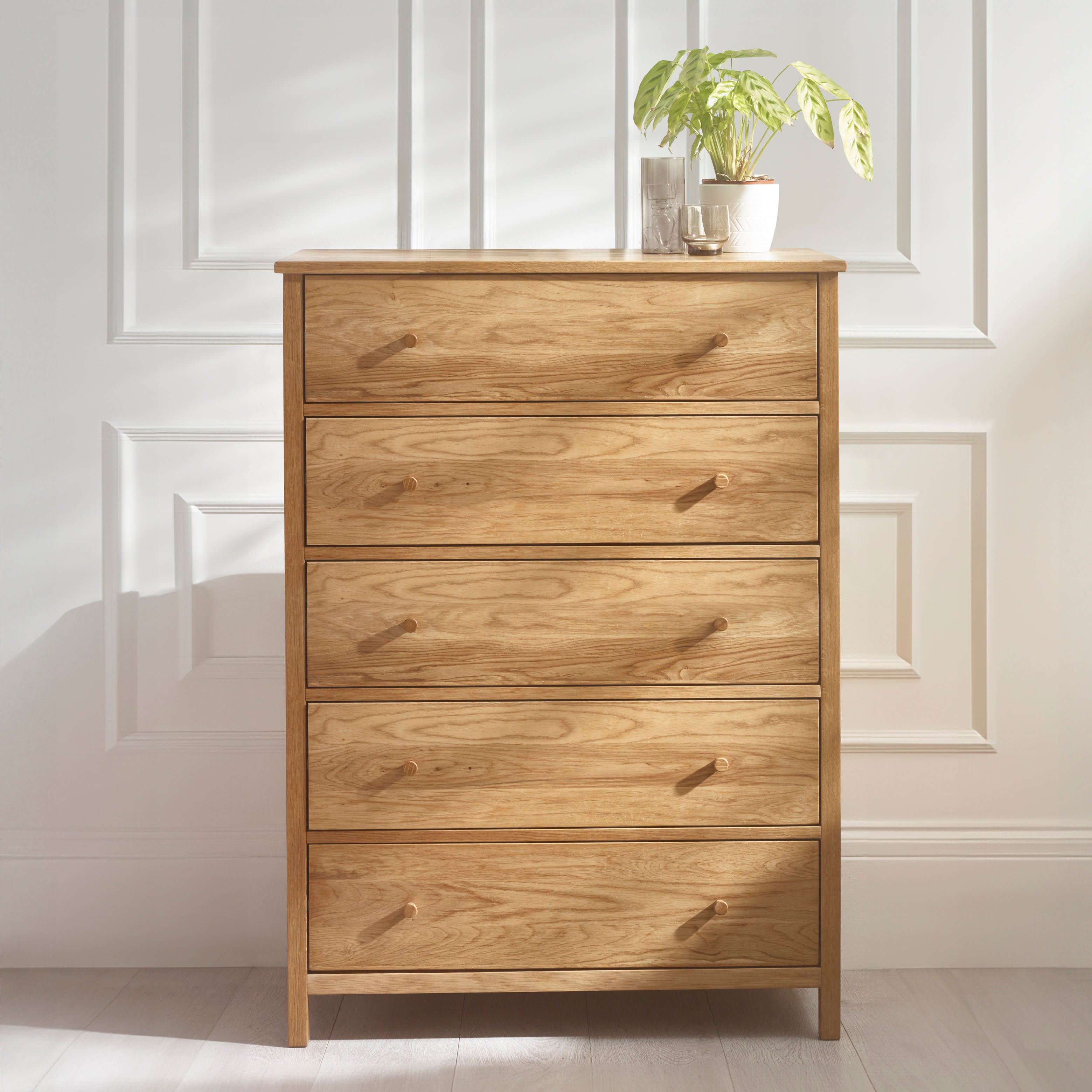Coxmoor 5 Drawer Wide Chest - Oak