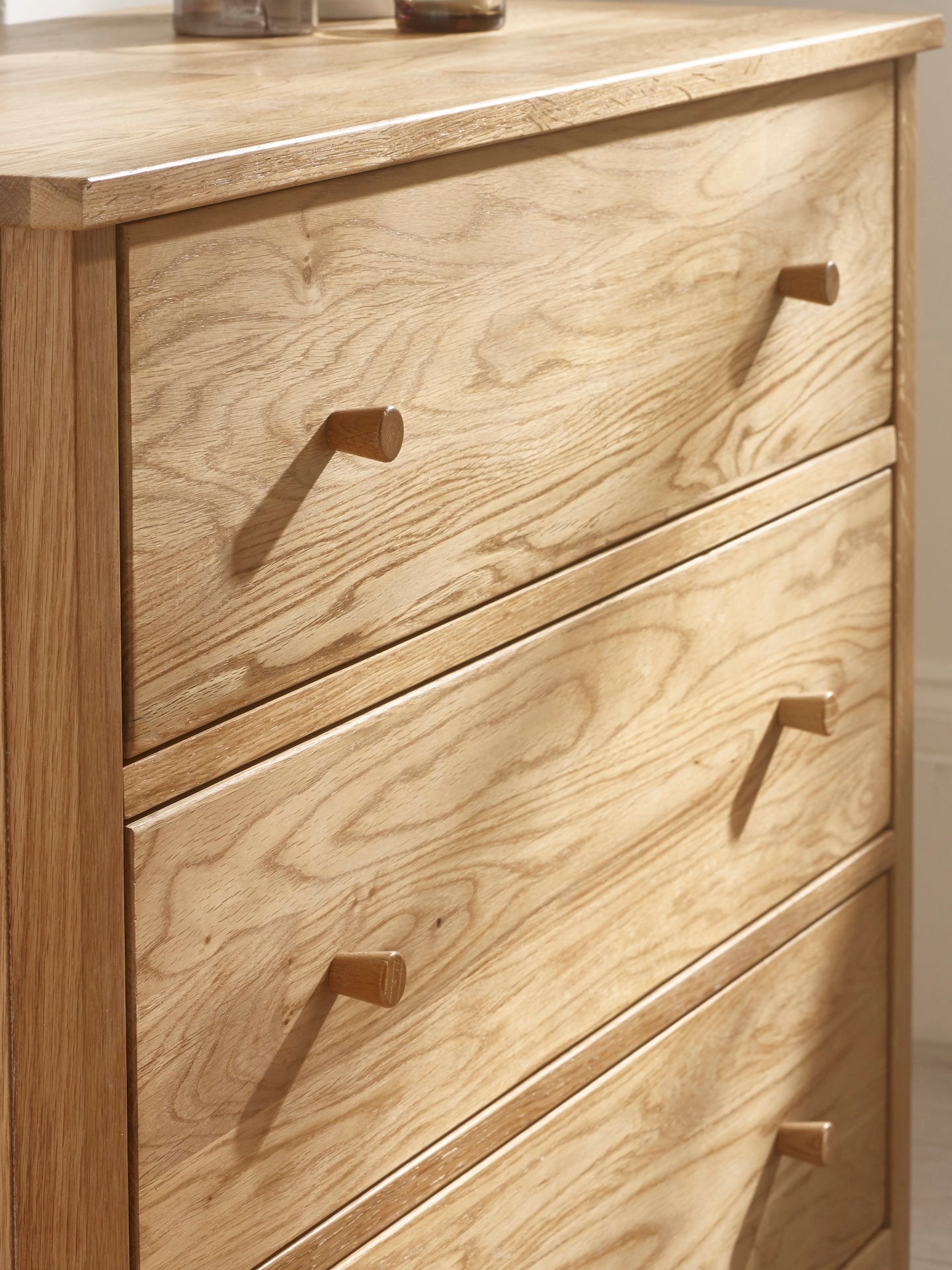 Coxmoor 5 Drawer Wide Chest - Oak