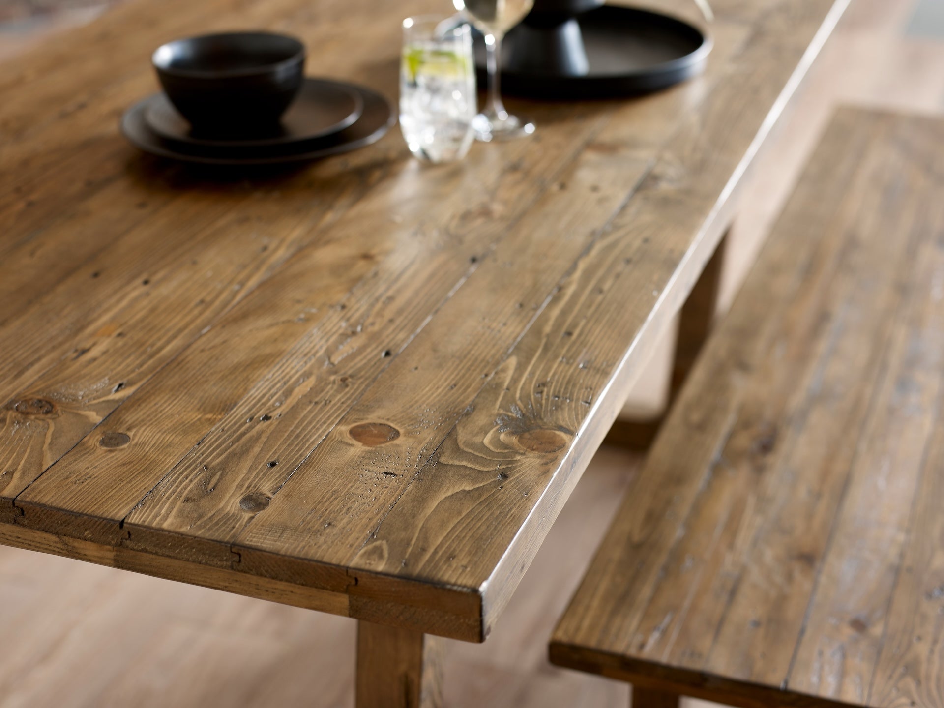Woburn Dining Table