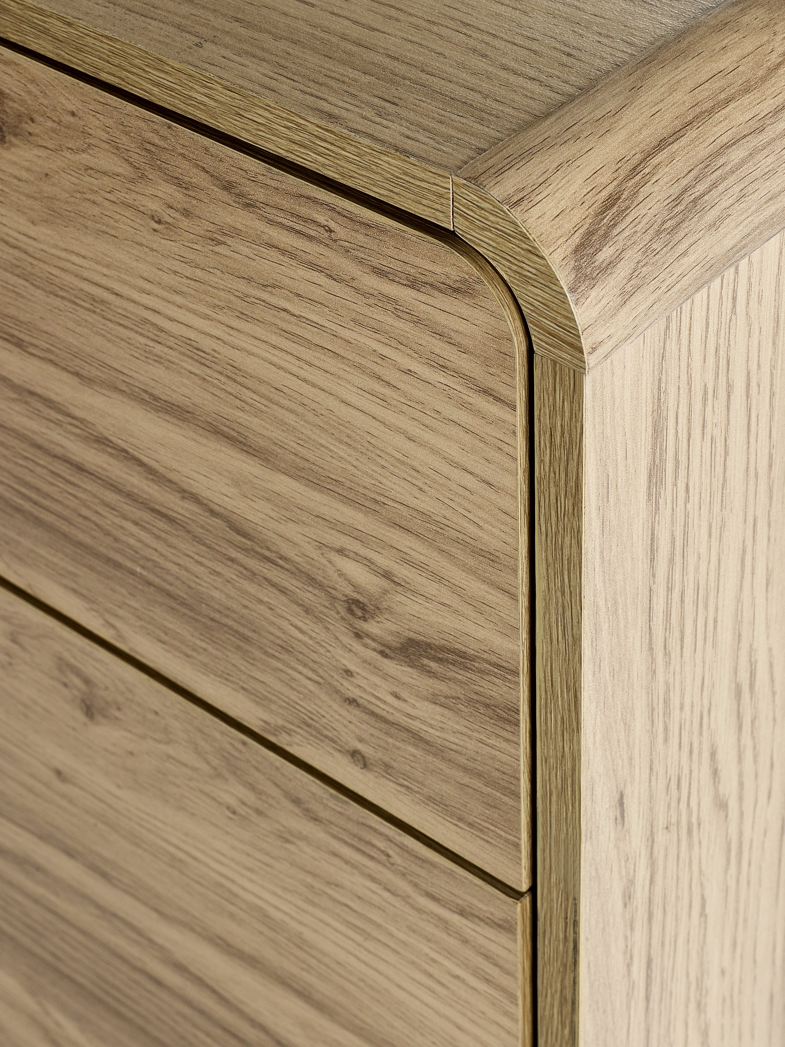 Ingrid 5 Drawer Chest Oak