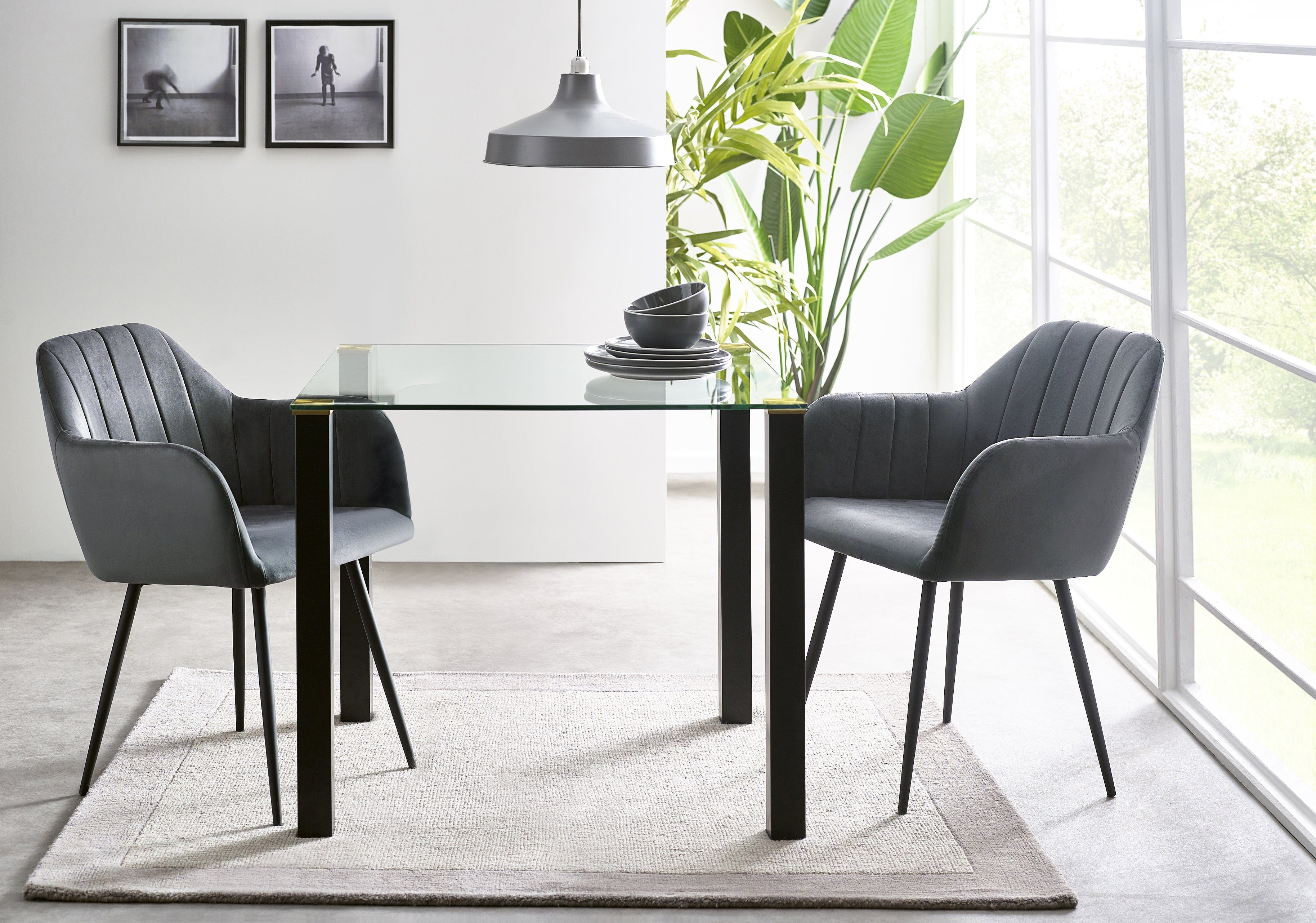 Julian Bowen Dining Table Piero Square Table Bed Kings