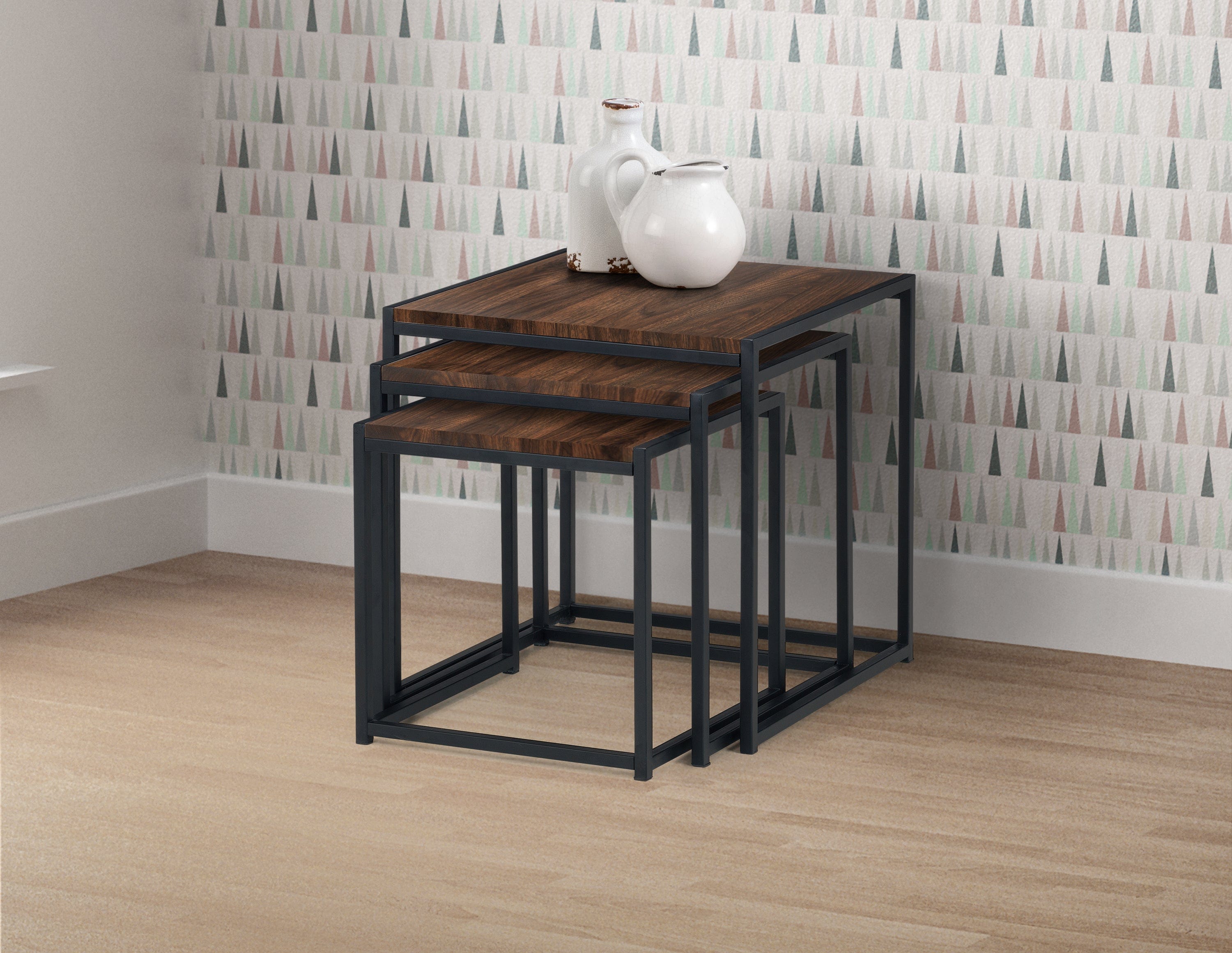 Julian Bowen Nest Of Tables Tribeca Nest Of 3 Tables - Walnut Bed Kings