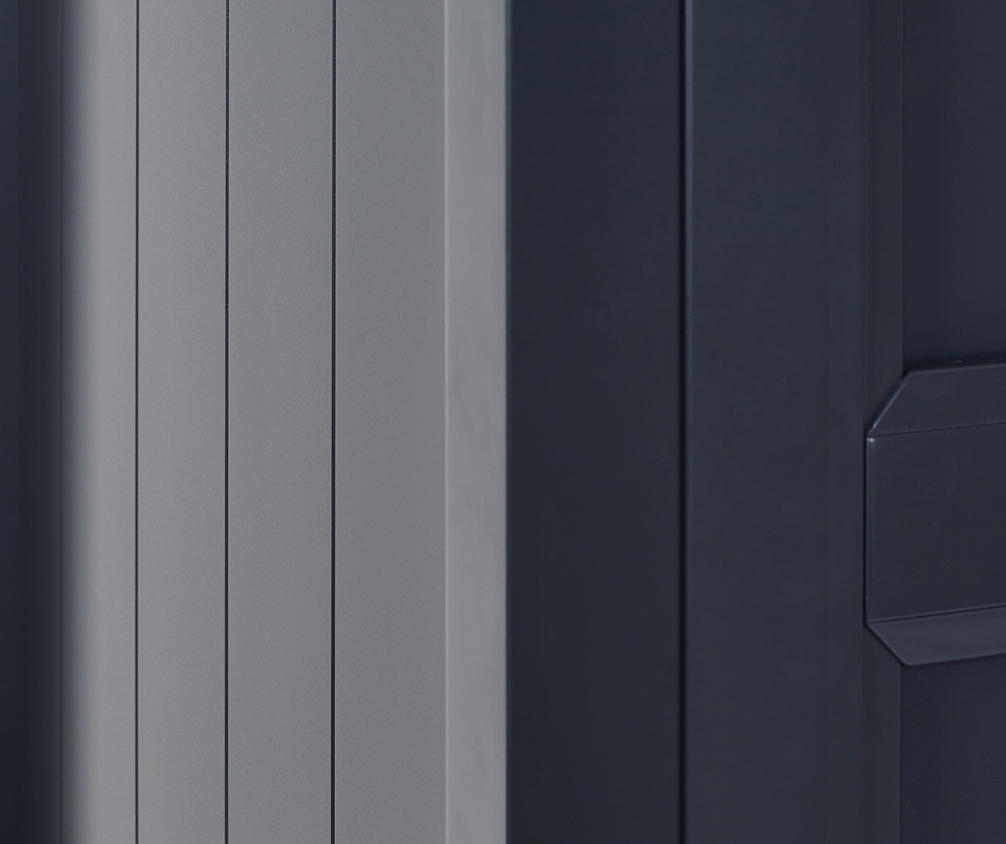 Julian Bowen Wardrobe Maine 3 Door Combination Wardrobe - Anthracite Bed Kings