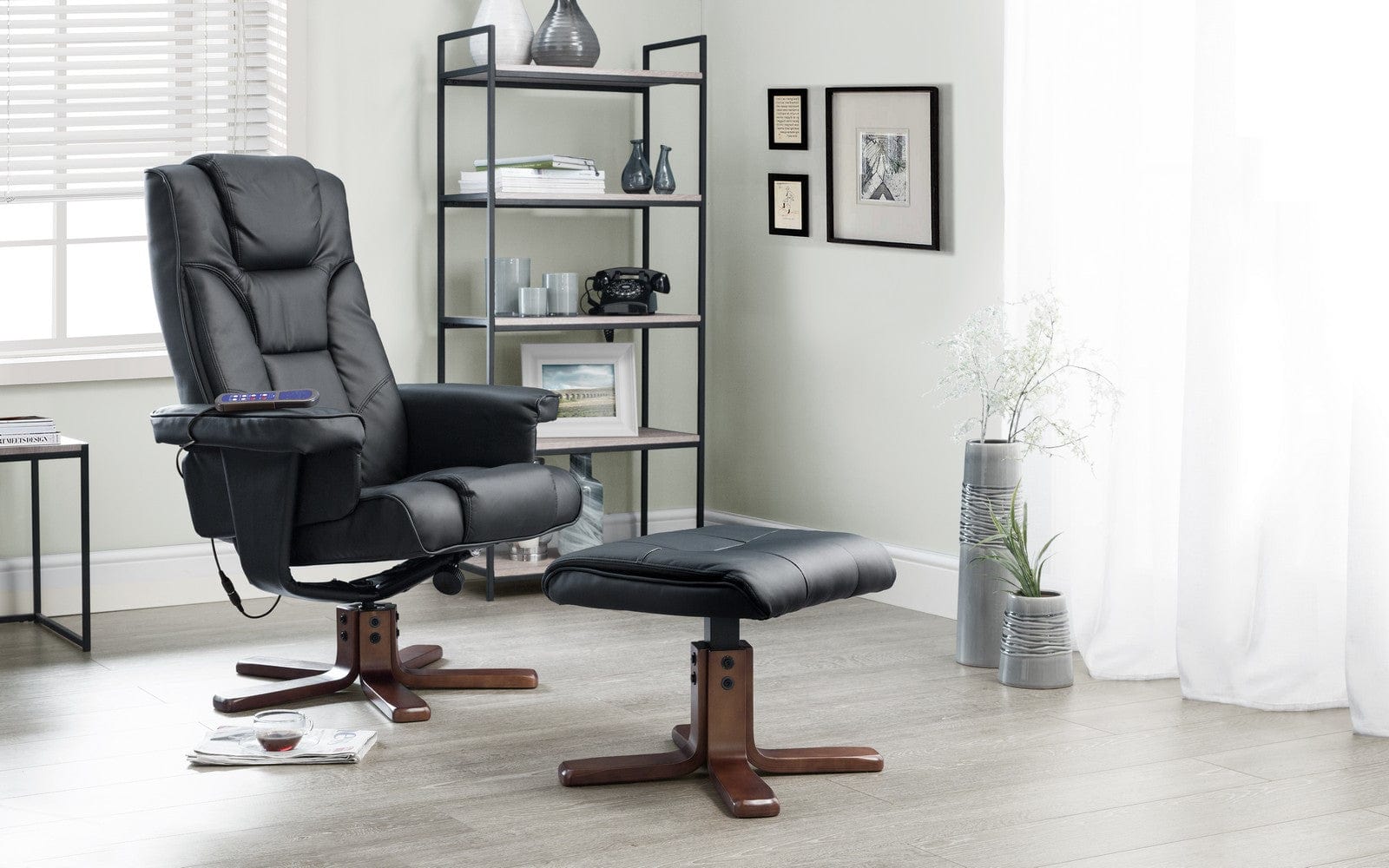 Armchairs & Recliners