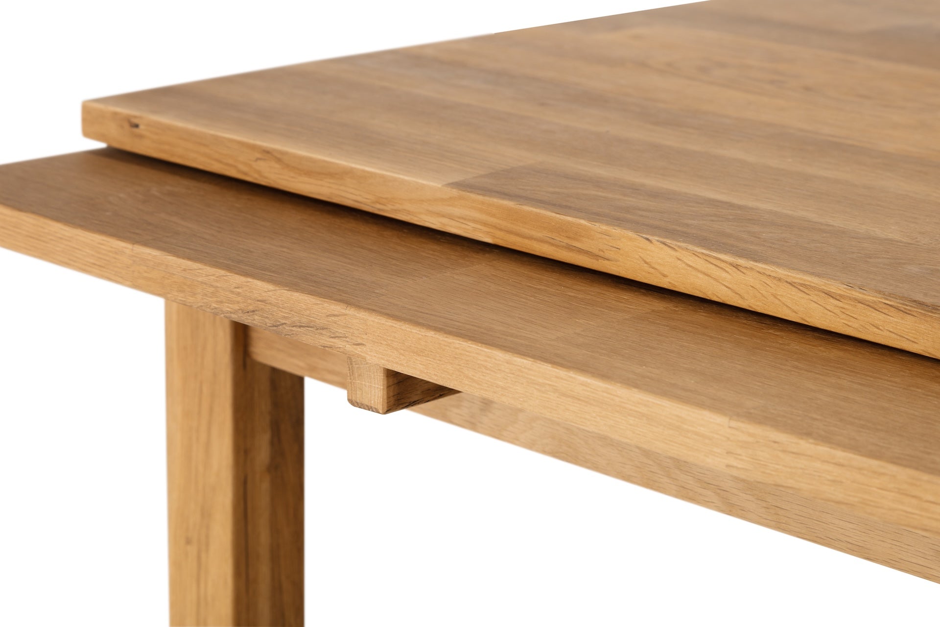 Coxmoor Oak Extending Dining Table