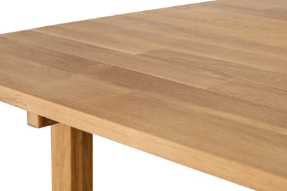 Coxmoor Oak Extending Dining Table