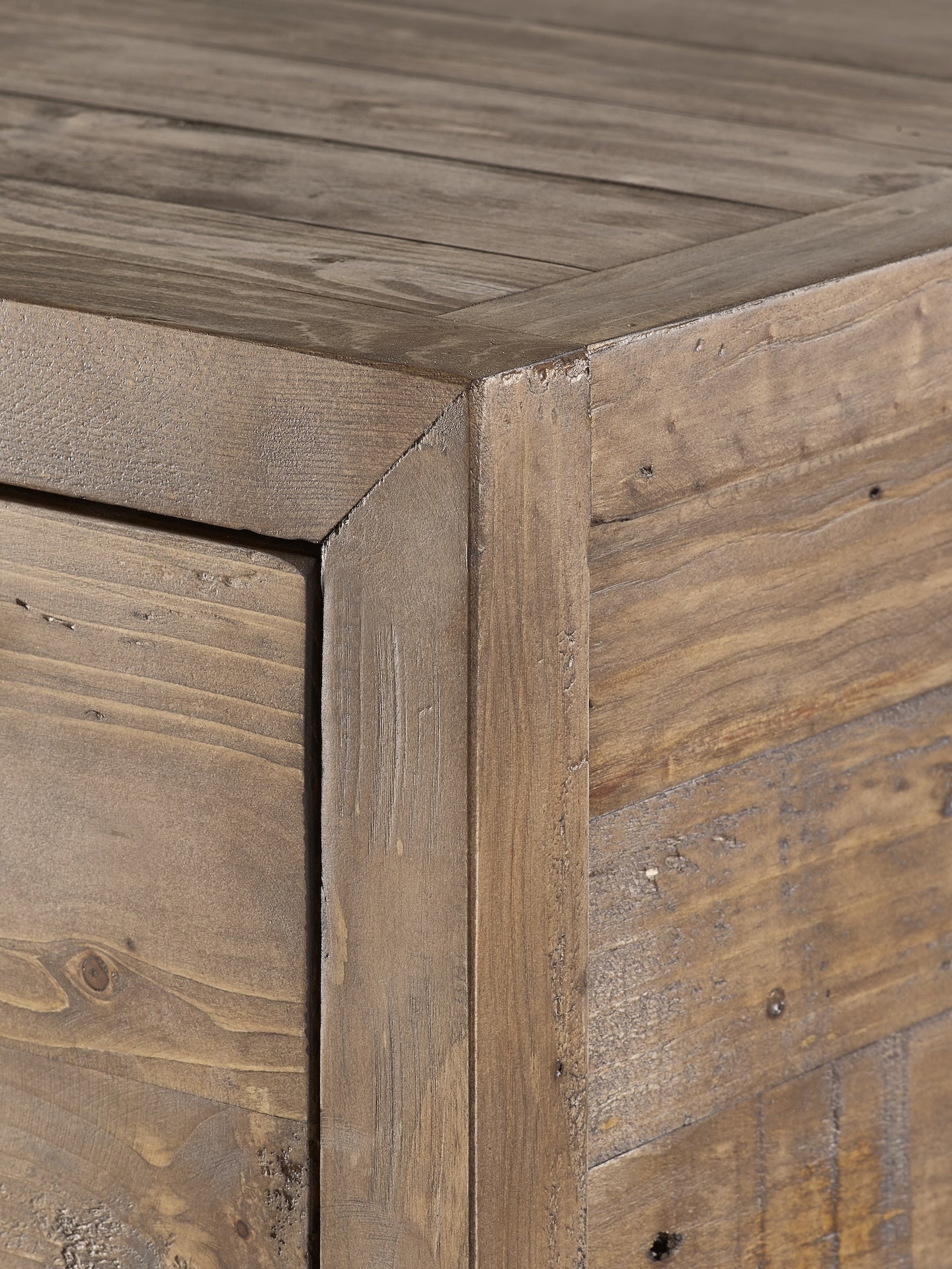 Heritage 3+2 Drawer Chest