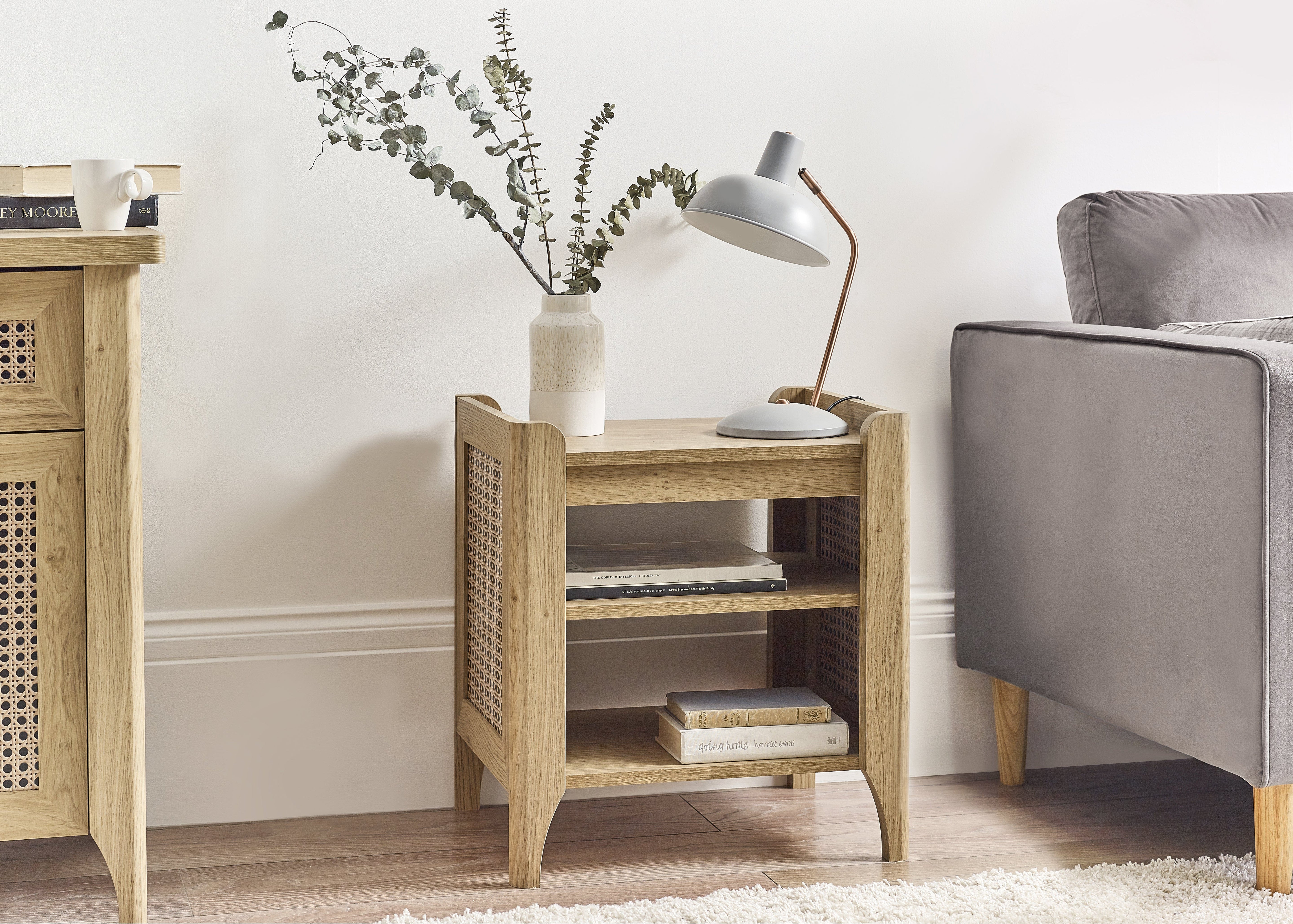 Julian Bowen Lamp Table Sydney Lamp Table With Removable Shelf Bed Kings