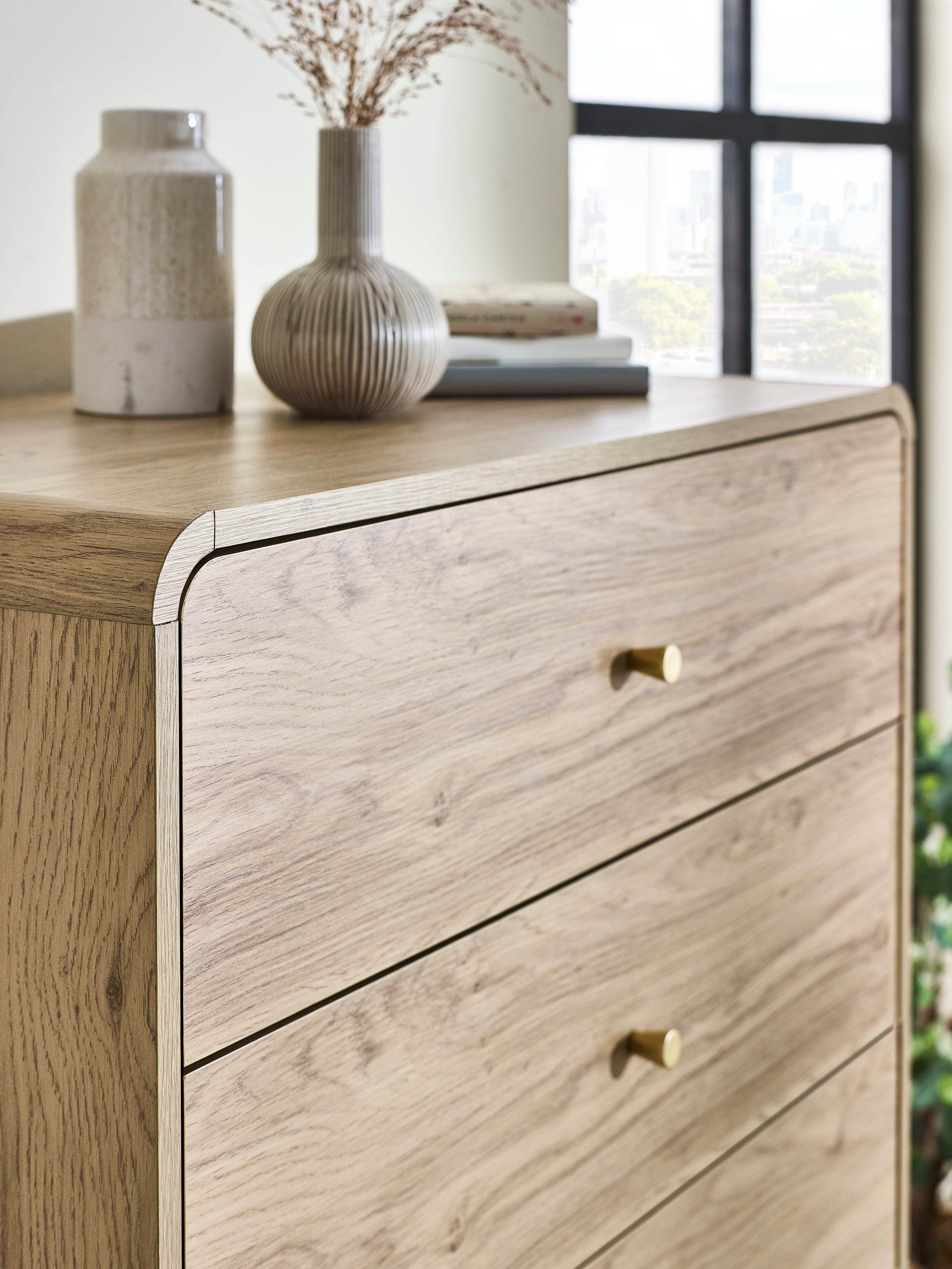 Ingrid 5 Drawer Chest Oak